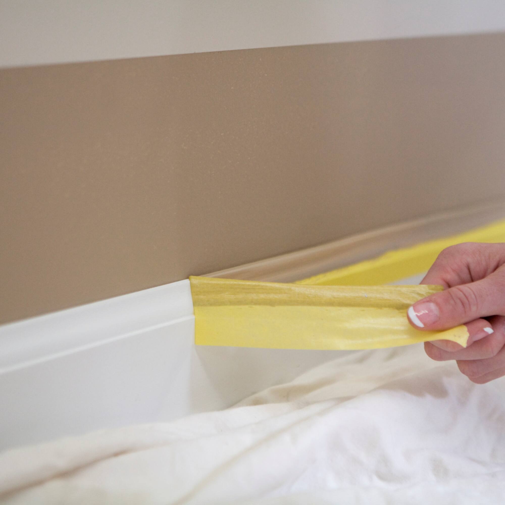 FrogTape® Delicate Surface Painter's Tape